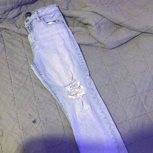 GA0 universal slim boyfriend jeans